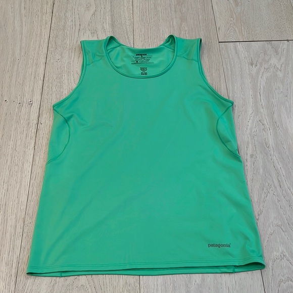 Patagonia Tops - Patagonia Scoop Neck Tank Top Size Medium